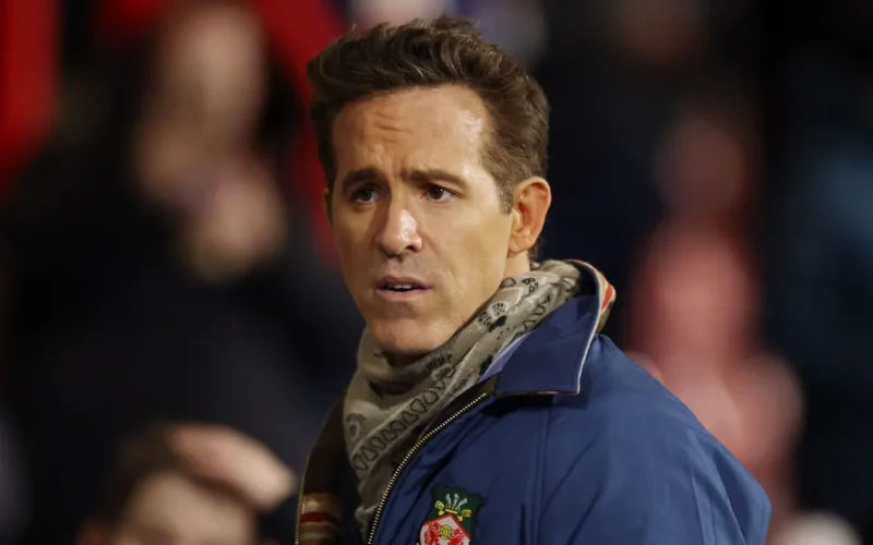 إصابة لاعب رئيسي توجه ضربة قوية لآمال وريكسهام في الدوري الممتاز